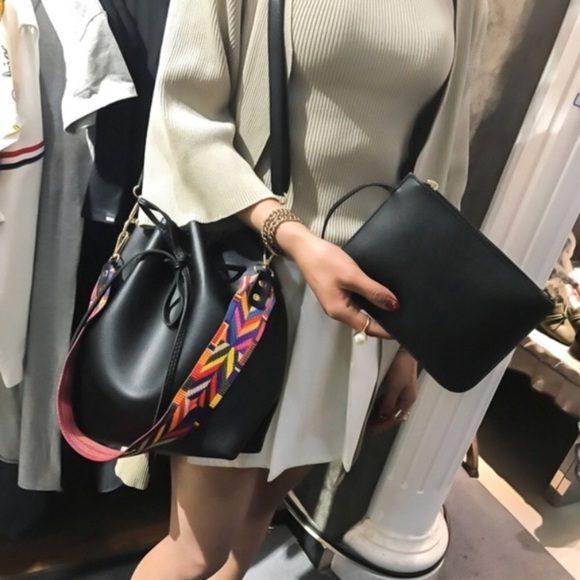 🔄🆕 SAO PAULO Drawstring Bucket Bag - Picture 2 of 6